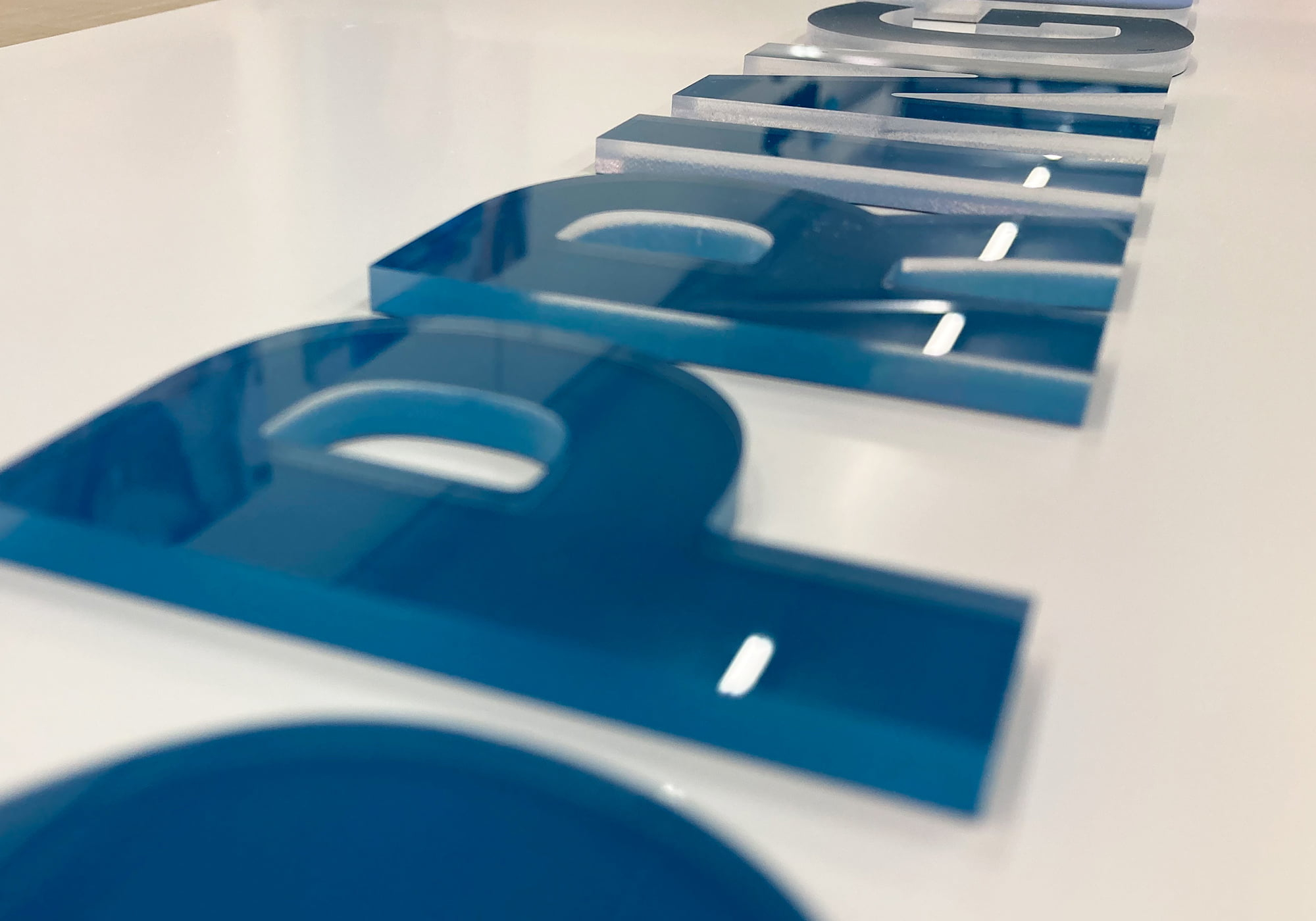 Visual_Emotion_Referenzen_3D-Schriften-Logos_10